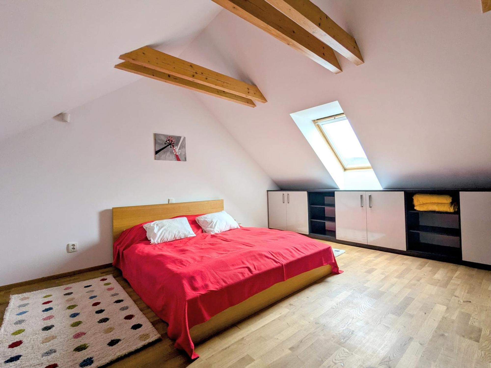 Baron Apartment *